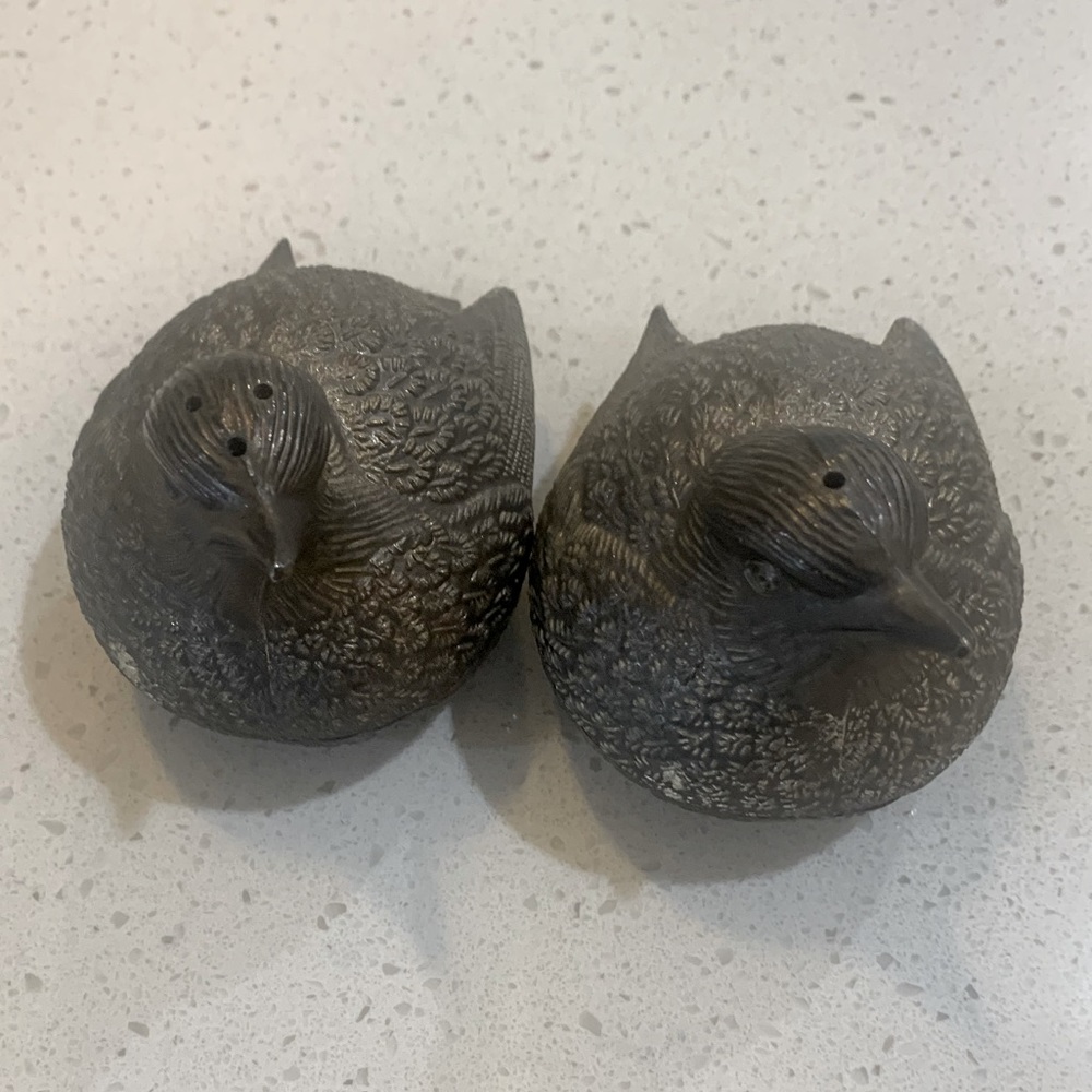 Silver salt & paper cruet set
